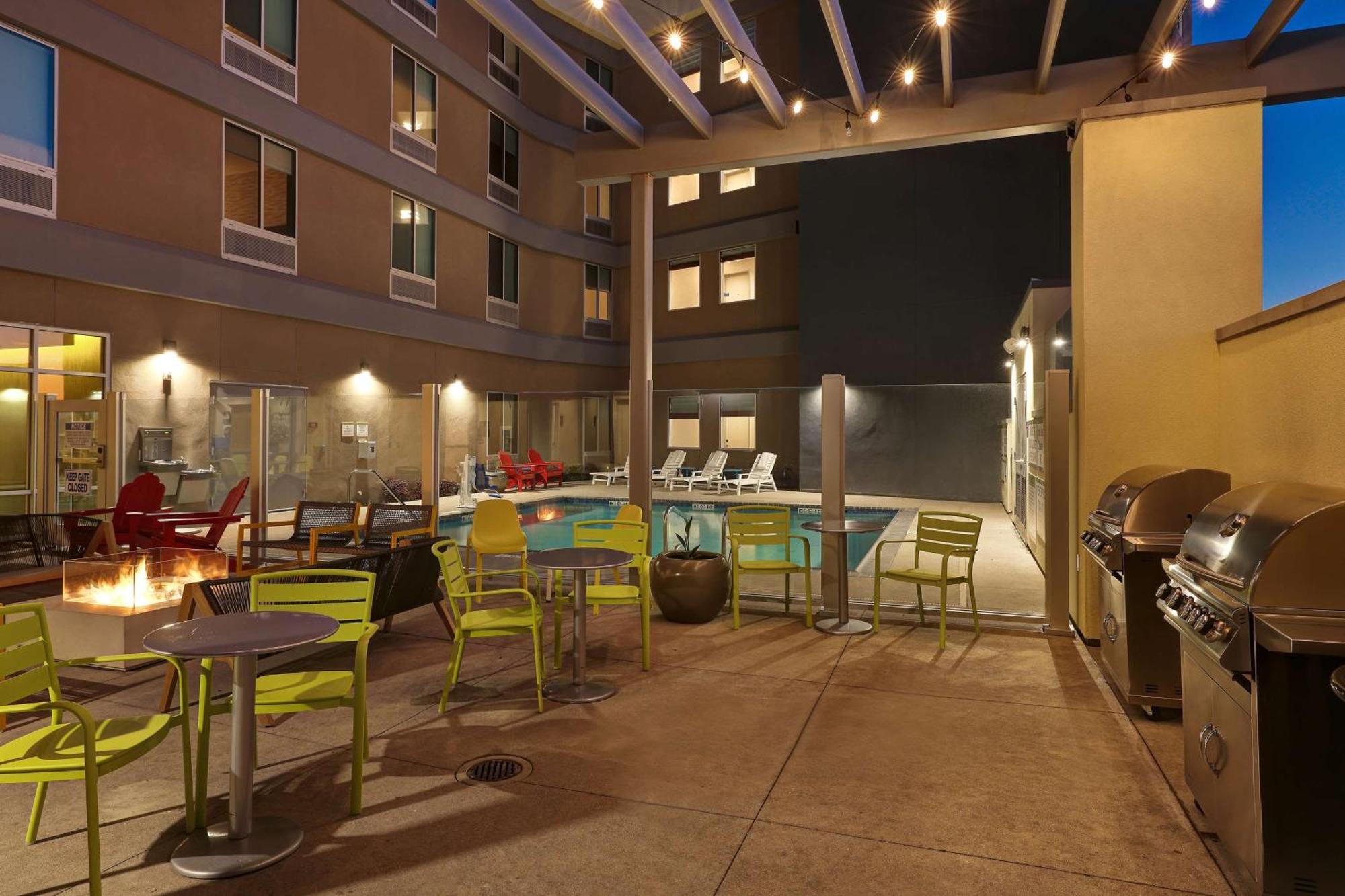 Home2 Suites By Hilton Turlock, Ca Exterior foto